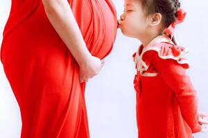 Trả lời “có” 6 câu này, mẹ hãy xách giỏ nhập viện ngay kẻo đẻ rơi con nhé!