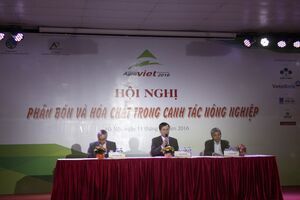 Tư vấn sử dụng phân bón và hóa chất trong canh tác nông nghiệp tại AgroViet 2016