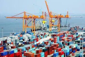 Hàng hóa kinh doanh tạm nhập, tái xuất chỉ được thực hiện qua các cửa khẩu cho phép