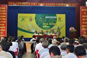 Chương trình “Nhịp cầu nhà nông” - Cung cấp kiến thức bổ ích cho nông dân tại Long An