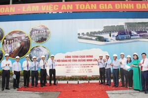 Quảng Ninh đặt mục tiêu trở thành tỉnh dịch vụ, công nghiệp hiện đại