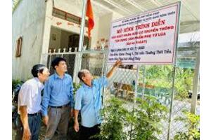 Tăng thu nhập nhờ chuyển đổi cây trồng và tận dụng phụ phẩm lúa gạo