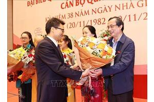 Chủ tịch Quốc hội gặp mặt đại biểu Quốc hội là nhà giáo, cán bộ quản lý giáo dục