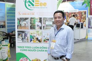 Tự trộn thức ăn chăn nuôi: “Chìa khóa” giảm giá thành chăn nuôi