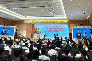 Thủ tướng chủ trì hội nghị tổng kết chương trình xóa nhà tạm, nhà dột nát