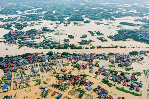Tiếp tục hỗ trợ 400 tỷ đồng khắc phục hậu quả mưa lũ