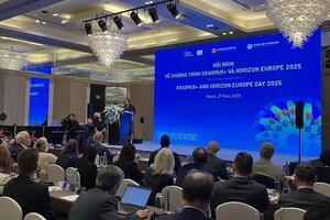 Đoàn doanh nghiệp Thụy Điển đến Việt Nam thúc đẩy hợp tác hạ tầng