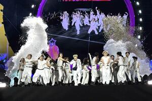 Quảng Ninh rực rỡ đêm nhạc Đất mỏ anh hùng