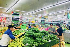 Nguồn cung 'đảo chiều', doanh nghiệp bán lẻ nỗ lực bình ổn giá rau củ
