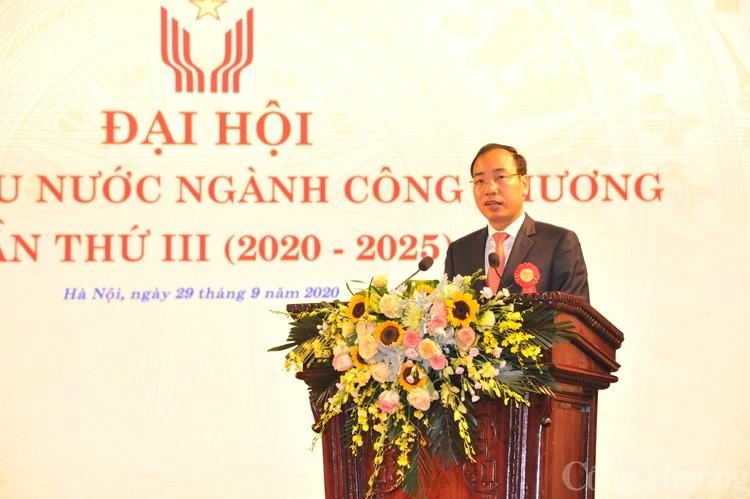 Phong trào thi đua yêu nước đóng góp tích cực vào thành công chung của ngành Công Thương
