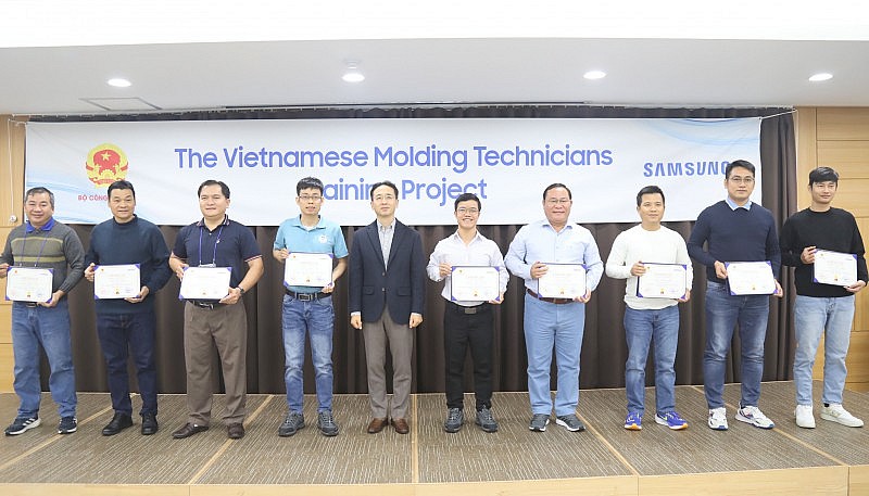 Bộ Công Thương hợp tác với Samsung đào tạo 160 chuyên gia khuôn mẫu