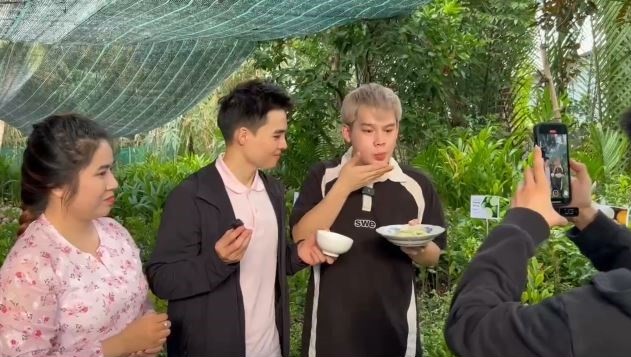 Đưa hoa kiểng, nông sản, đặc sản miền Tây lên tiktok shop Đưa hoa kiểng, nông sản, đặc sản miền Tây lên tiktok shop