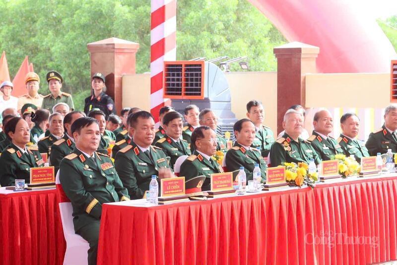 Các đại biểu tham dự lễ kỷ niệm