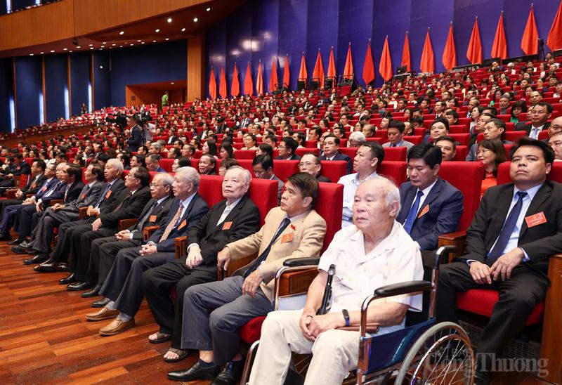 Các đại biểu dự Lễ kỷ niệm 80 năm thành lập Chính phủ. Ảnh: Nam Nguyễn