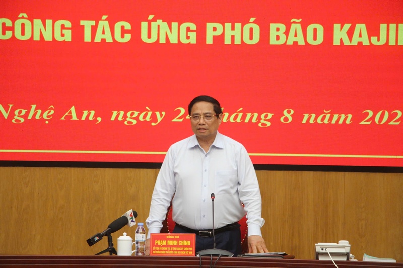 Thủ tướng Phạm Minh Chính phát biểu tại cuộc họp chiều ngày 24/8. Ảnh: VGP/Nhật Bắc