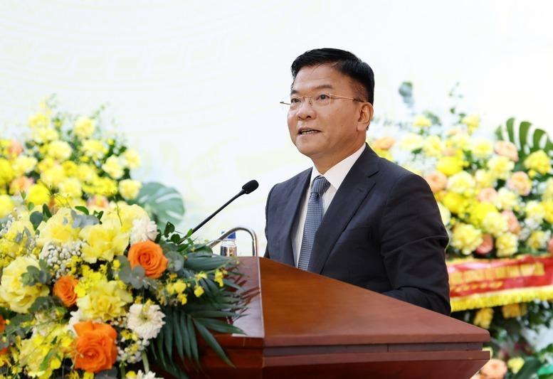 Phó Thủ tướng Lê Thành Long phát biểu tại Đại hội - Ảnh: VGP/Đức Tuân