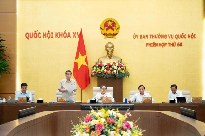 Phó Chủ tịch Quốc hội Nguyễn Đức Hải điều hành nội dung thảo luận. Ảnh: VPQH.