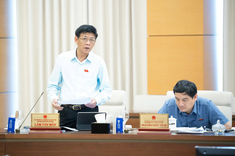 Chủ tịch Hội đồng Dân tộc Lâm Văn Mẫn.