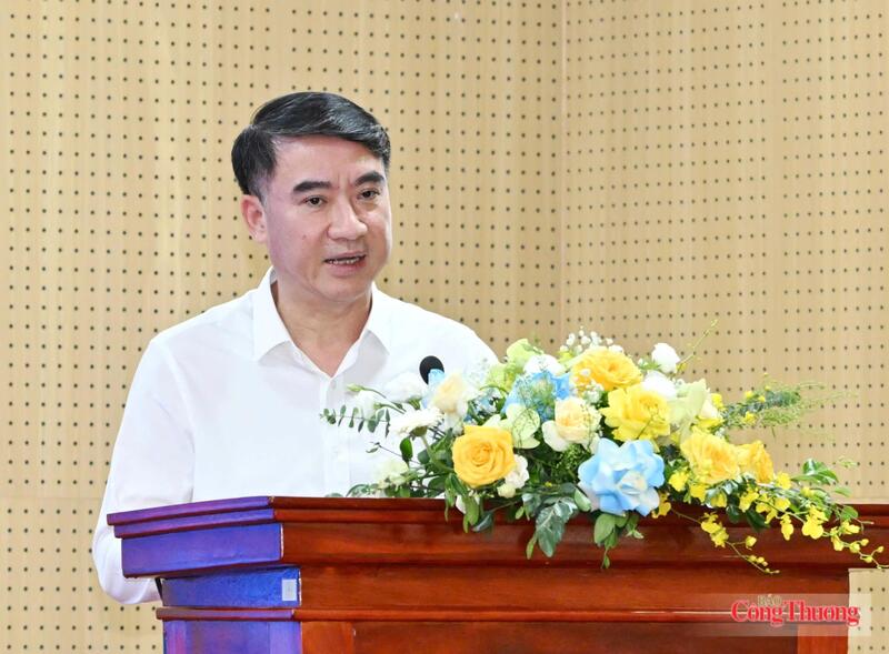 Ông Nguyễn Xuân Lưu, Phó Chủ tịch UBND thành phố Hà Nội. Ảnh: Cấn Dũng