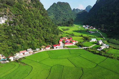 Chính phủ yêu cầu các địa phương triển khai đồng bộ các giải pháp nhằm hoàn thành mục tiêu tăng trưởng năm 2026 và giai đoạn 2026-2030 theo Nghị quyết số 169/NQ-CP. Ảnh minh hoạ